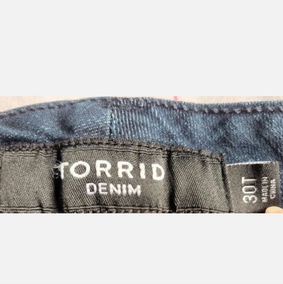 Torrid Size 30T Stiletto Jeggings NWT - Picture 4 of 8